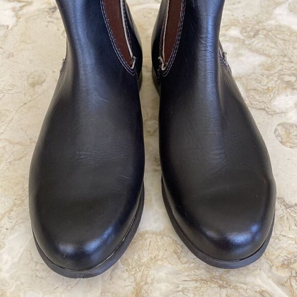 Frisky by Mandic Shoes Australia Leather Chelsea Ankle Boots - Picture 4 of 16